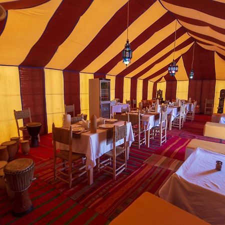 Merzouga Traditional Tents With Heating Hotel Exterior foto