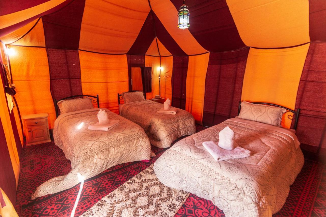 Merzouga Traditional Tents With Heating Hotel Exterior foto