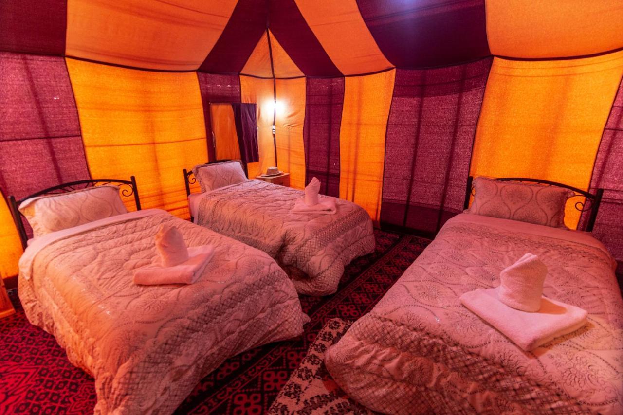 Merzouga Traditional Tents With Heating Hotel Exterior foto