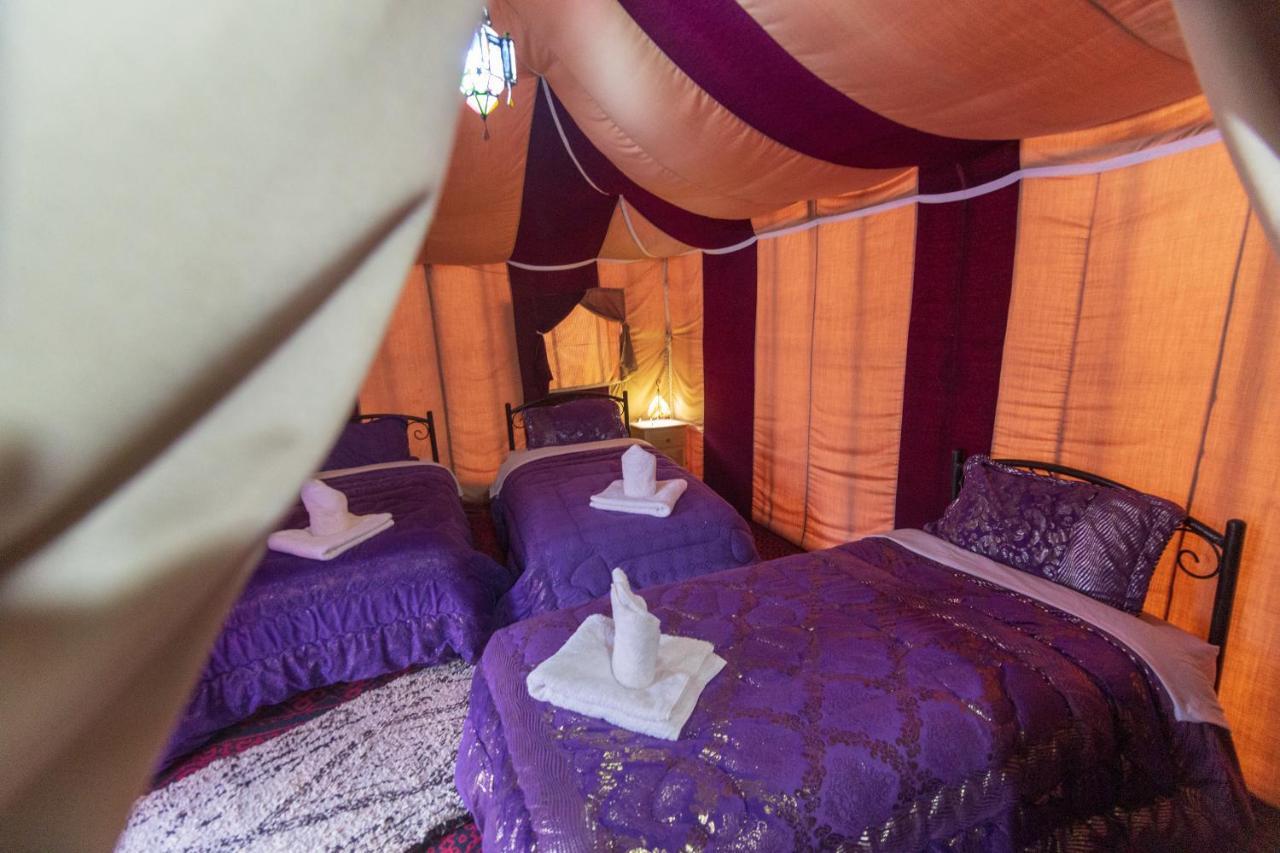 Merzouga Traditional Tents With Heating Hotel Exterior foto