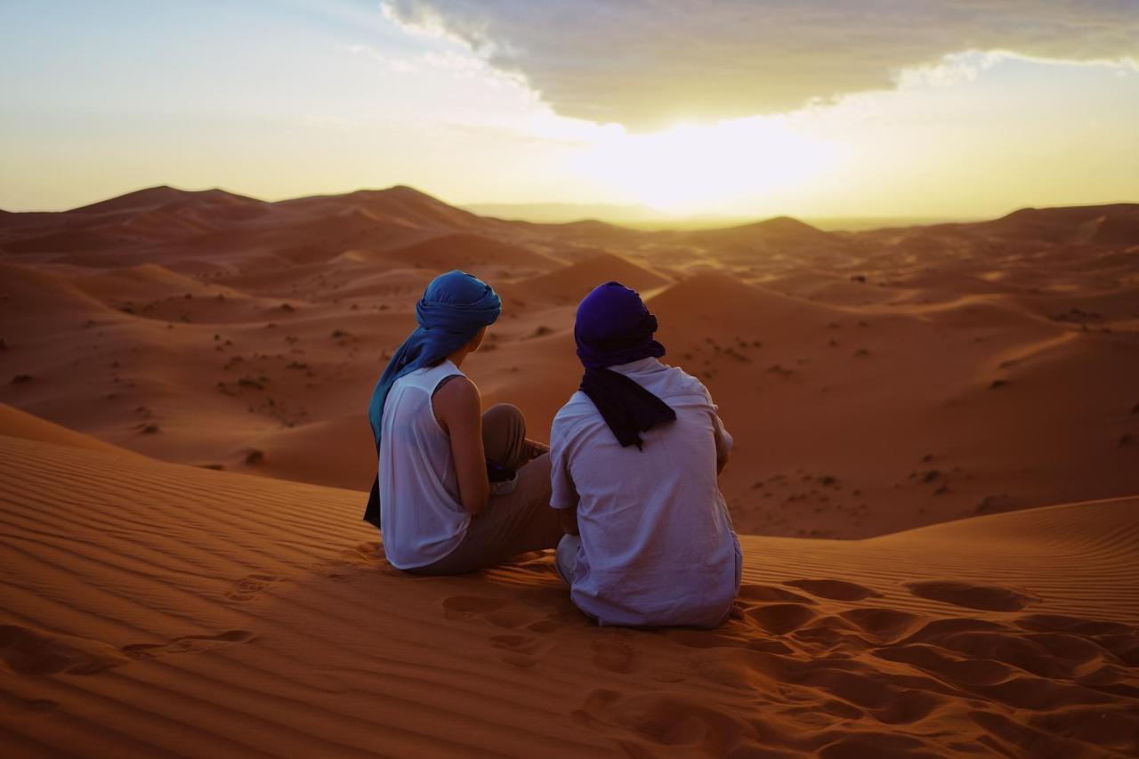 Merzouga Traditional Tents With Heating Hotel Exterior foto